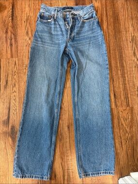 Aeropostale Curvy 90's Baggy Light Blue Denim Jeans